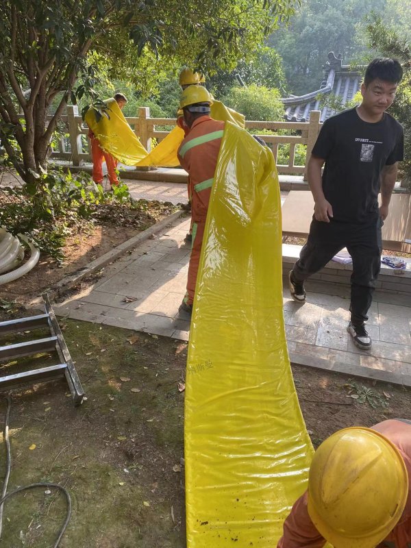 瑞斯曼新材料施工現場
